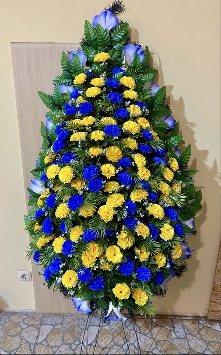 Ритуальні вінки штучні з рози кали лілії Київ доставка