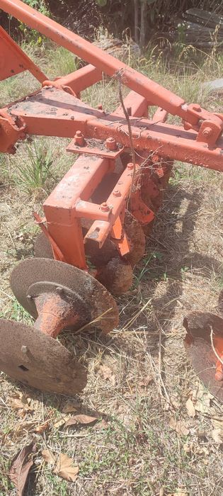 Grade de 16 discos agrícola
