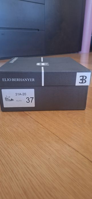 Sandálias Elio Berhanyer