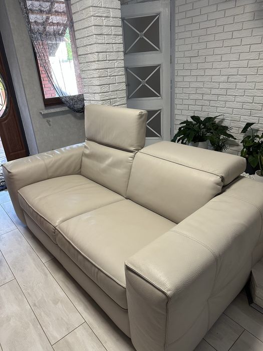 шкіряний диван Natuzzi  з Бельгії. Натуральна шкіра.