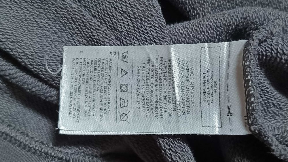 Męska bluza ADIDAS ESSENTIALS r.L stan bardzo dobry