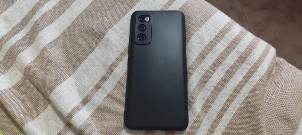 Vivo v20 8gb/128gb,em bom estado