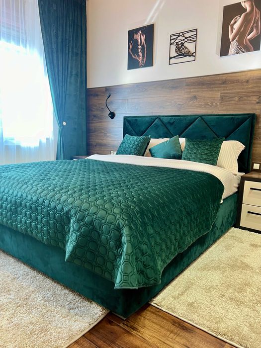 Центр. 3 кімнати. Озеро та парк. Власник. Звітні документи