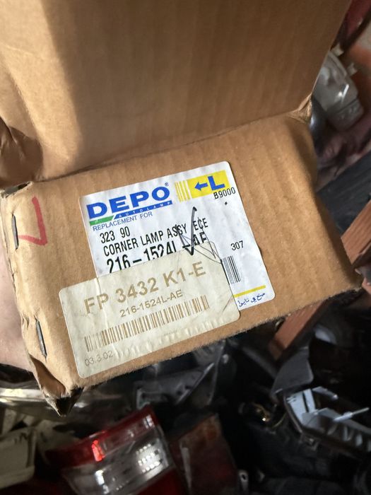 УКАЗАТЕЛЬ ПОВОРОТА 216-1524L-AE mazda323