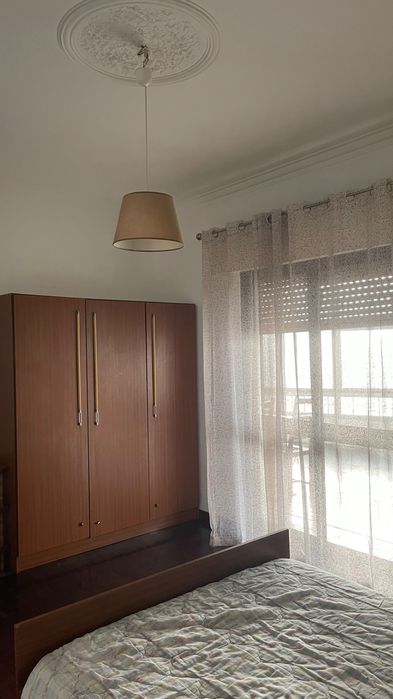 Quarto para arrendar