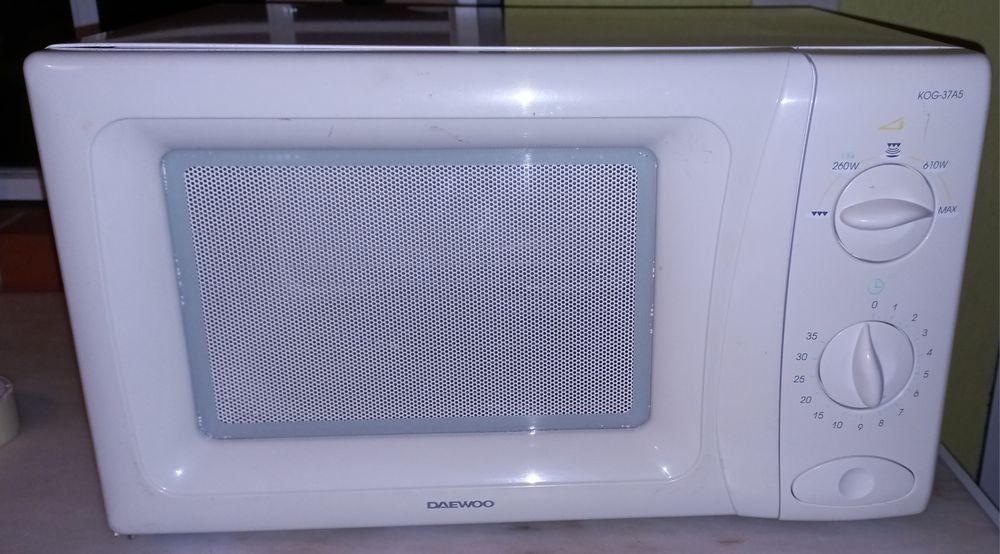 Micro-ondas com grill