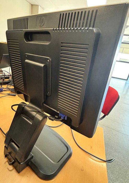 Monitor HP 1940T