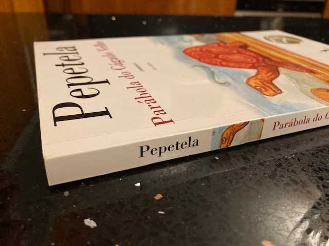 Livro "Parábola do Cágado Velho" de Pepetela