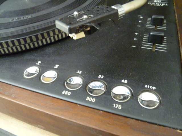 Gramofon Daniel WG-1100 FS