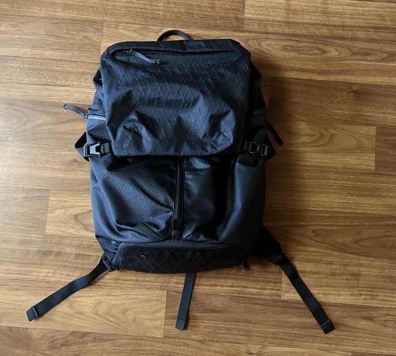 Продам рюкзак Riot Division риот дивижн