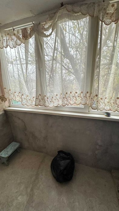 Продається 2 х кімнатна квартира в селі Красносілка