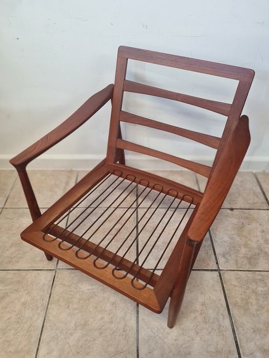 Fotel wypoczynkowy, tekowy, w stylu skandynawskim lata 60,mid century