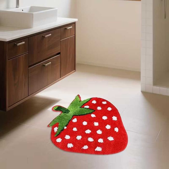 Całkowicie nowy dywan z motywem