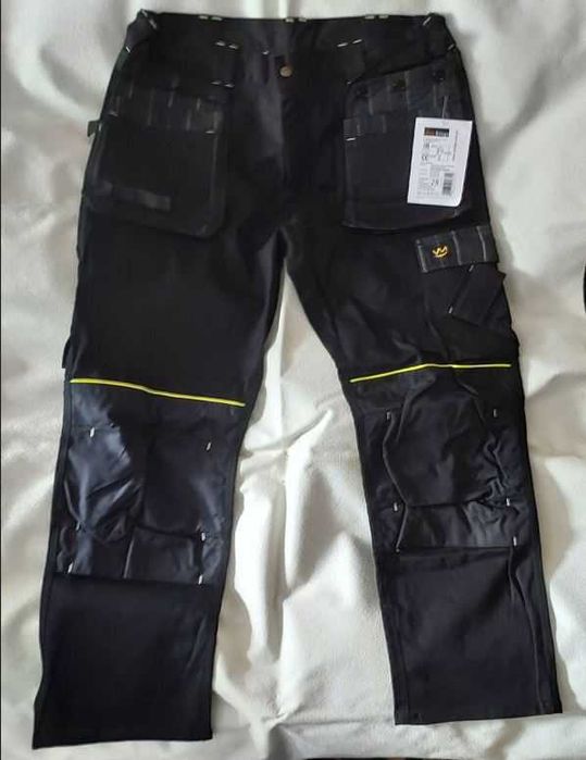 NOWE Spodnie robocze bardzo wytrzymałe.