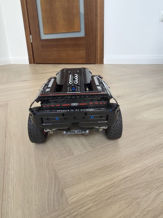 Samocód lego technic