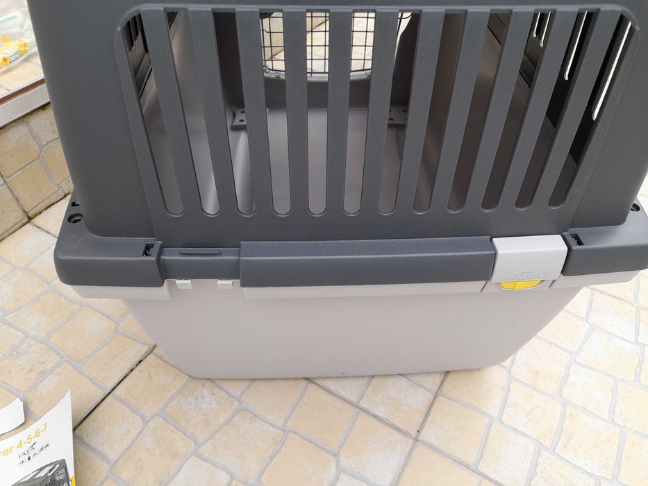 Transportadora para cão  para carro ou avião