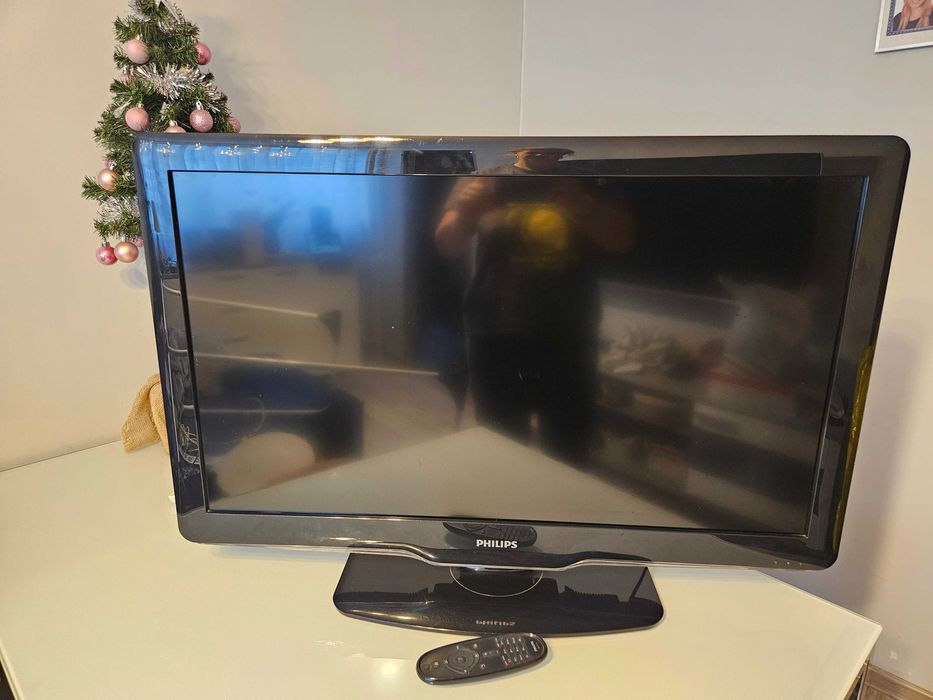 Telewizor Philips 37 cali 100Hz
