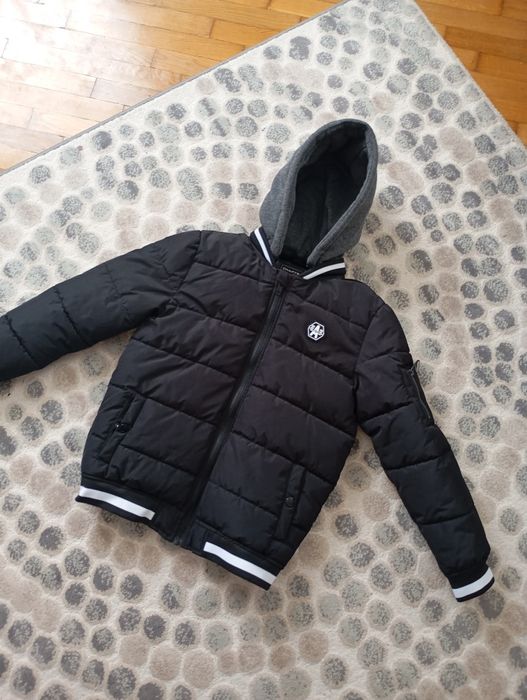 2 куртки на хлопця 10-12 років