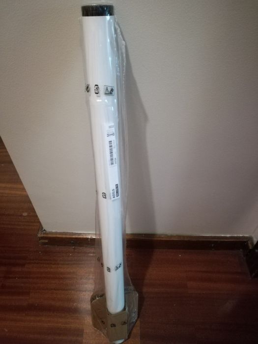 Móvel convertível em secretária. Pernas metálicas secretária IKEA