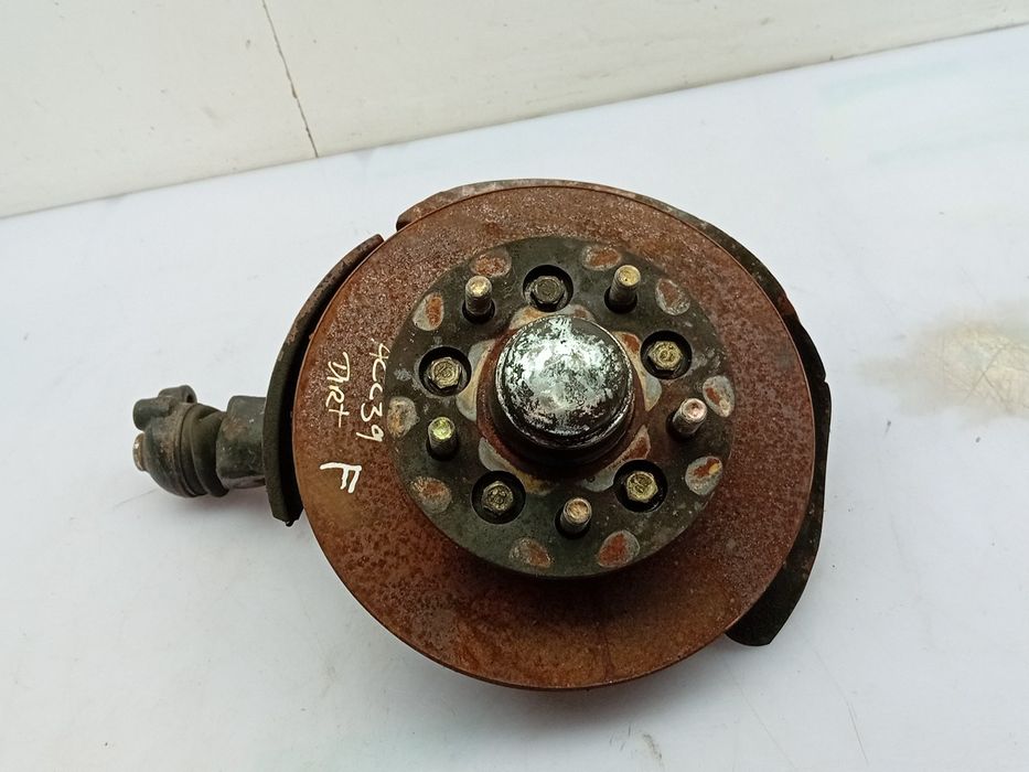 Manga de eixo frente direita HYUNDAI H-1 / Starex (A1)