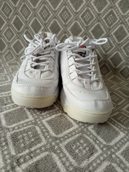 Białe adidasy Fila, damskie