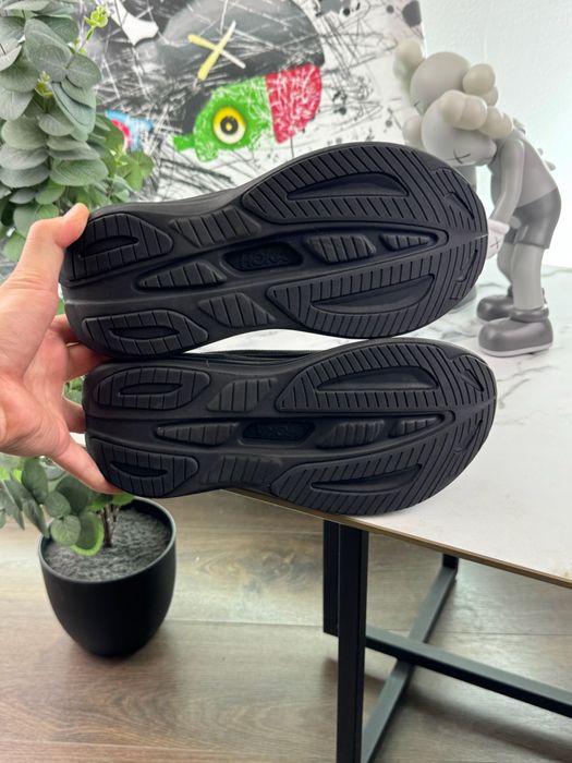 Кросівки Hoka Skyward 41 розмір Е16916