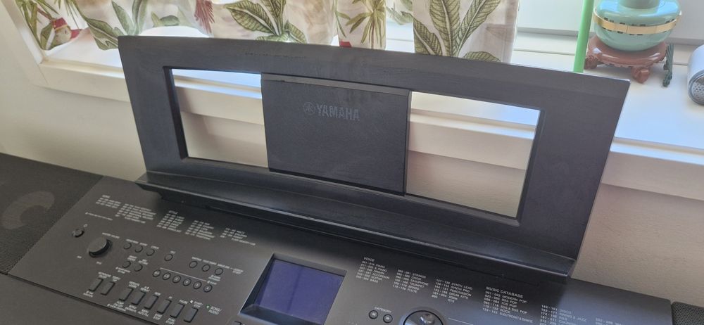 Teclado digital Yamaha dgx 660