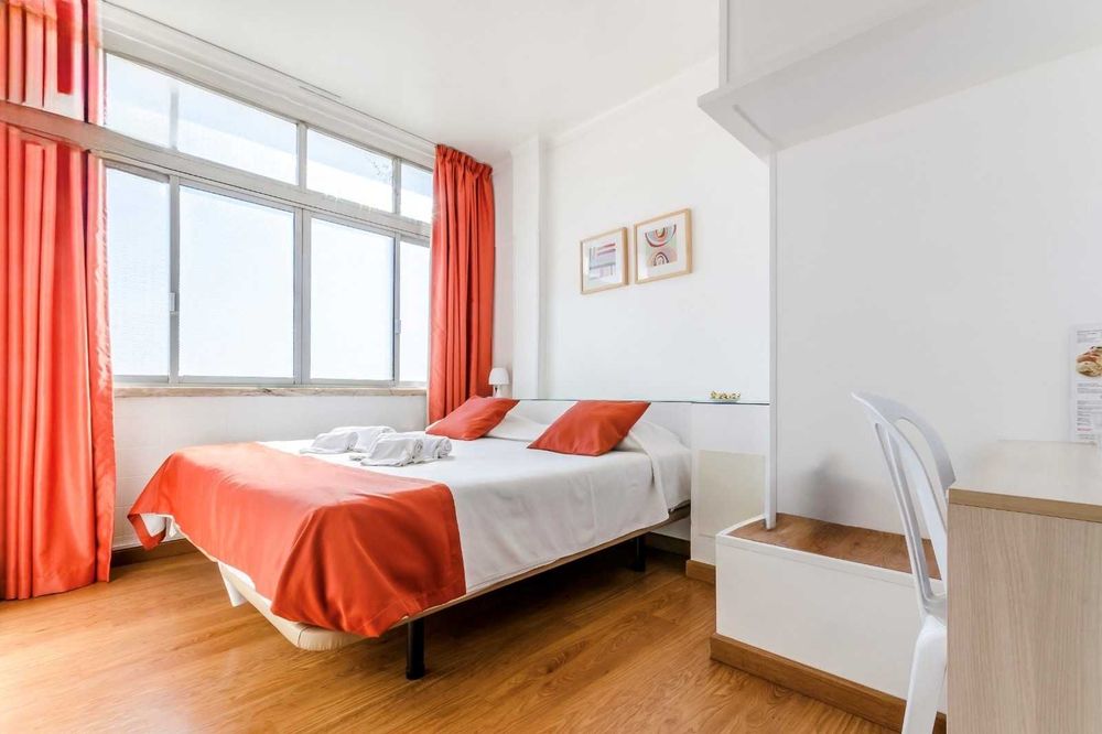 Amadora - Quarto Privado c/ wifi grátis e limpeza