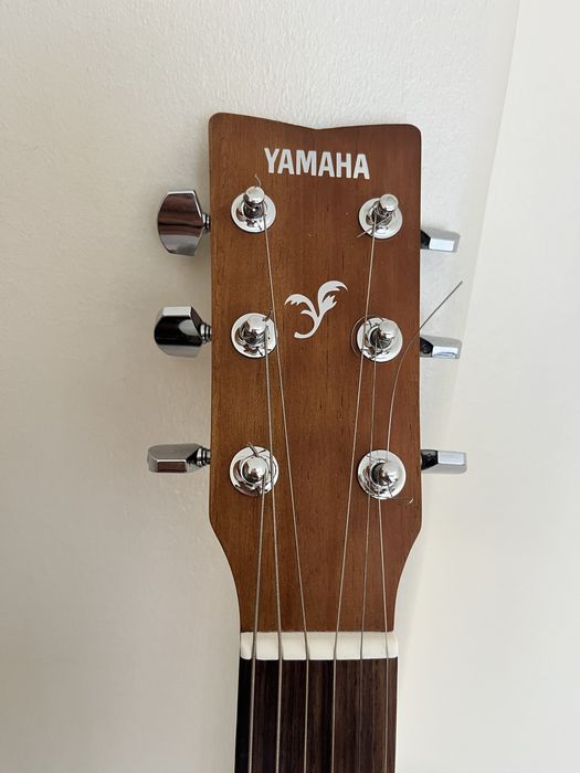 Violão yamaha novo