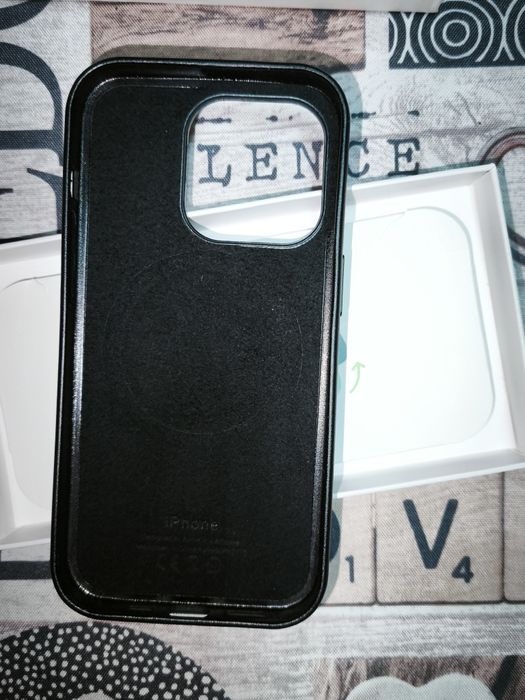 Capa couro iPhone 14 Pro