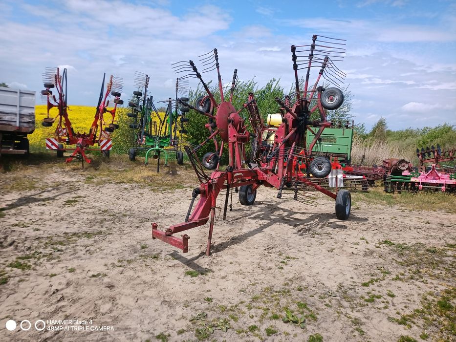 Zgrabiarka karuzelowa fella Claas