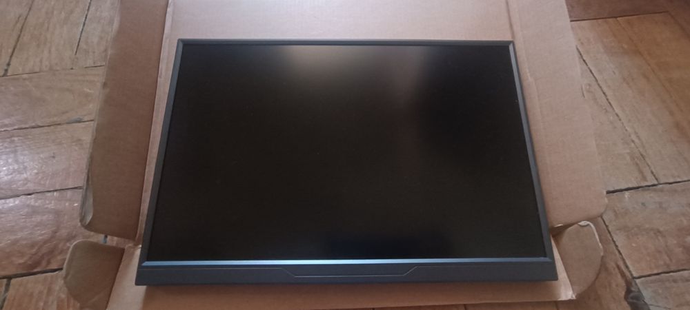 Ecrã portátil Full HD+