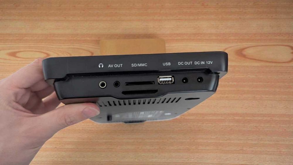 BOIFUN BFN-101 DVD-програвач для автомобіля 2 екрани 10,5 дюймів