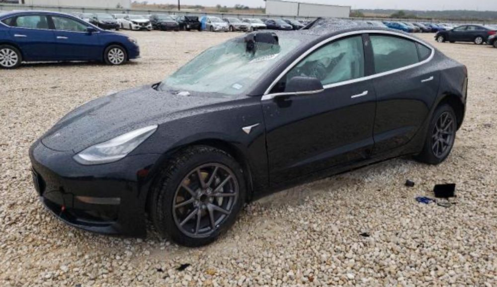 Tesla model 3 2018-2023