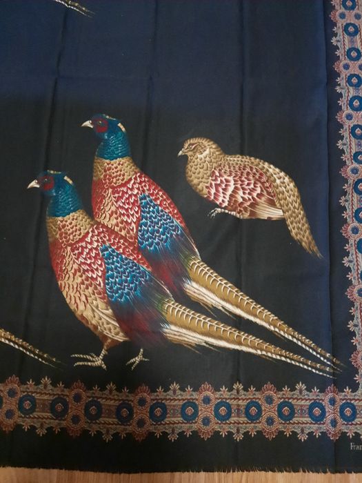 Продам  платок итальянского бренда "Franco Laurenti".
"Franco Laurenti