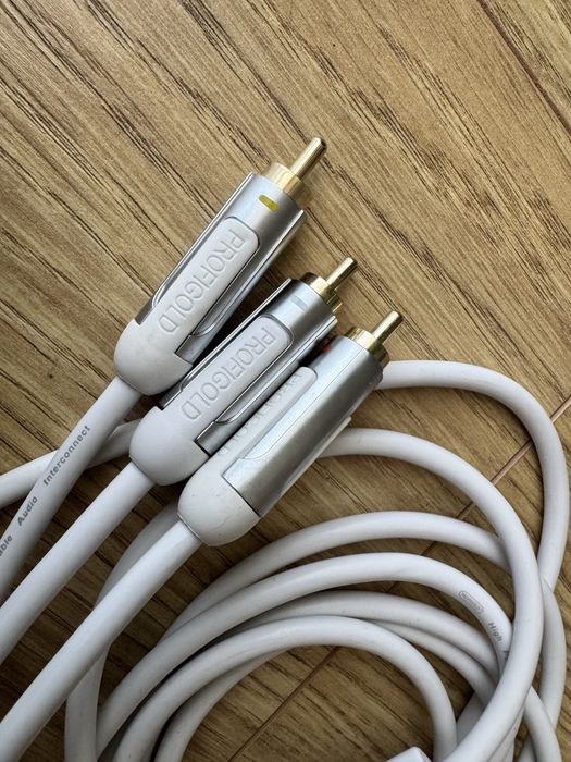 Profigold przewód Jack 3,5mm - 3xRCA 2m.