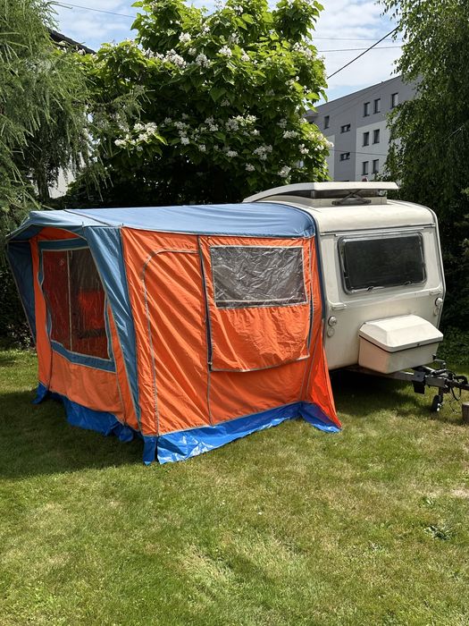 Niewiadów n126 przedsionek