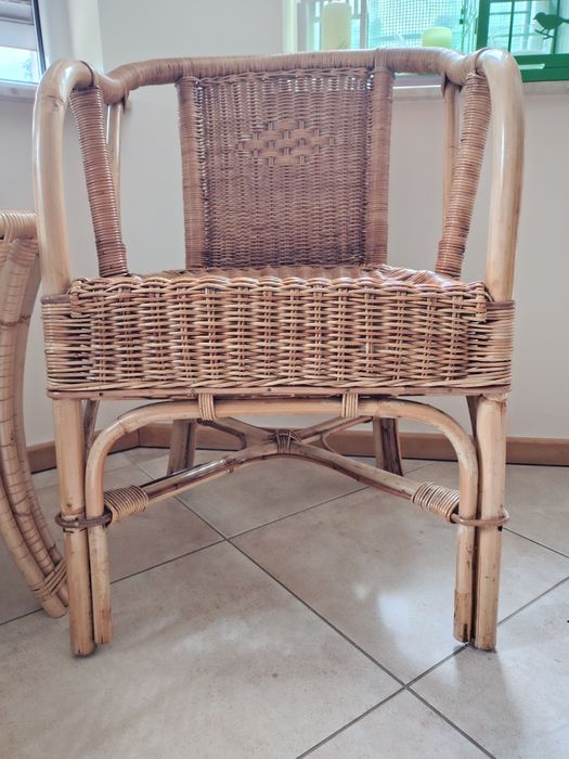 Meble rattanowe stolik + 2 fotele