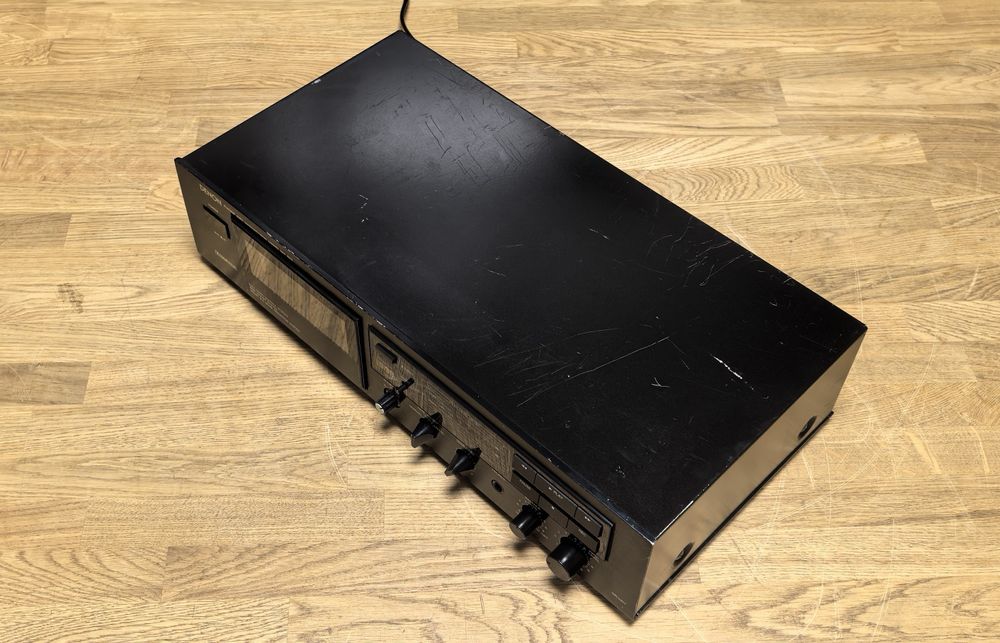Касетний програвач Denon DR-M07