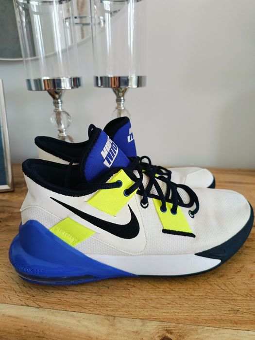 Buty Nike air max impact 2 białe 44