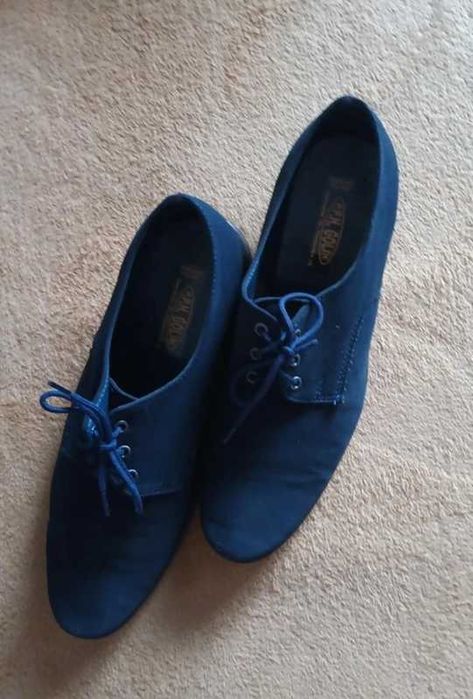 Eleganckie buty pantofle zamszowe święta komunia garnituru 37 polskie