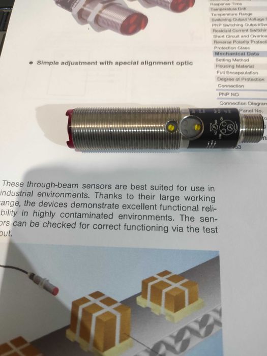 WENGLOR 18 mm PNP Photoelectric Sensor, 24 VDC64551981292803120