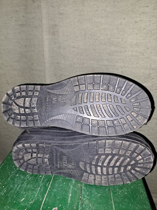 Продам тёплую обувь