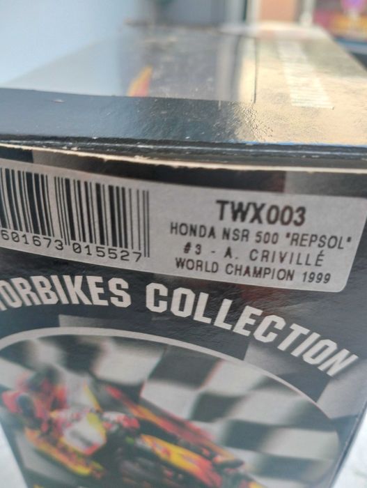 Honda NSR500 Alex Criville - 1999 World Champion - 1/24 Vitesse