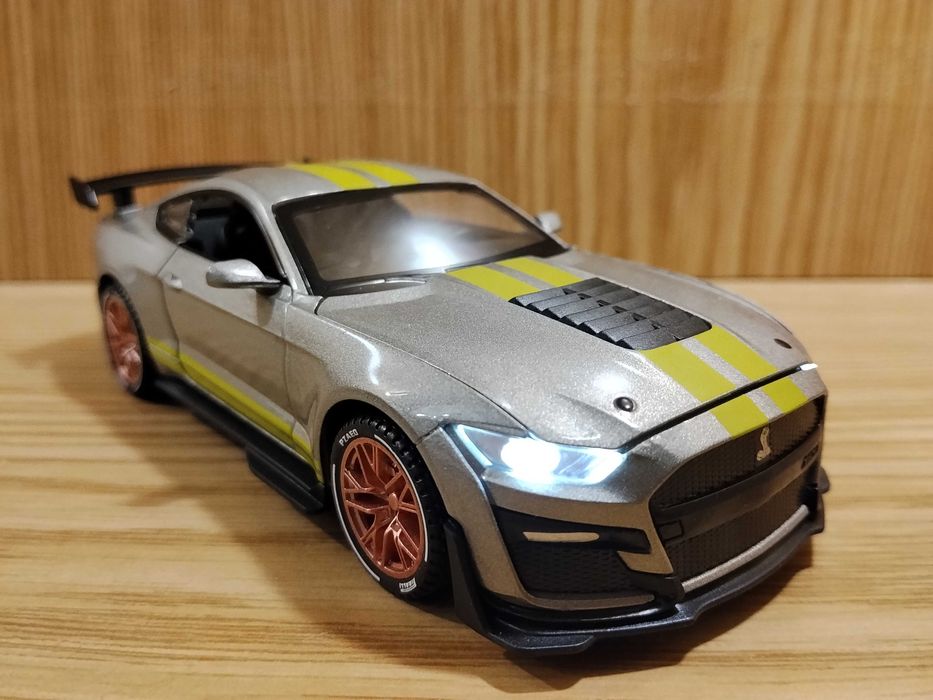 Модель Ford Mustang gt 500 1:32 Автопром Металл свет звук инерция Форд