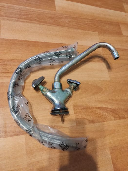 Змішувач на кухню плюс подарунок