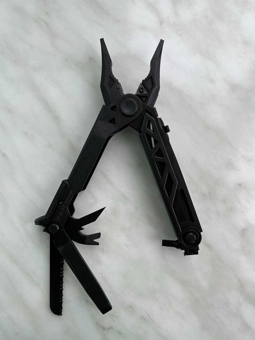 Gerber Center Drive Black Новий!