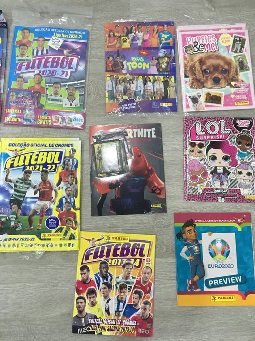 Panini/Topps starter packs + cadernetas vazias futebol/banda desenhada