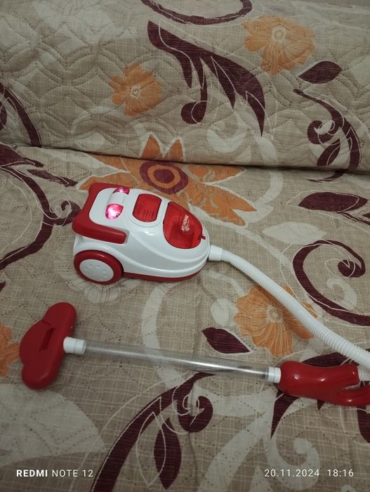 Продам дитячий пилосос