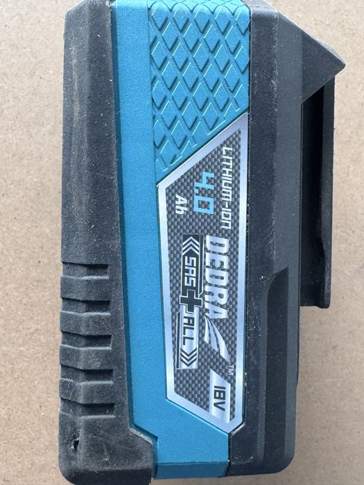Pakiet 4.0ah i 5.0Ah dedra sas 18V